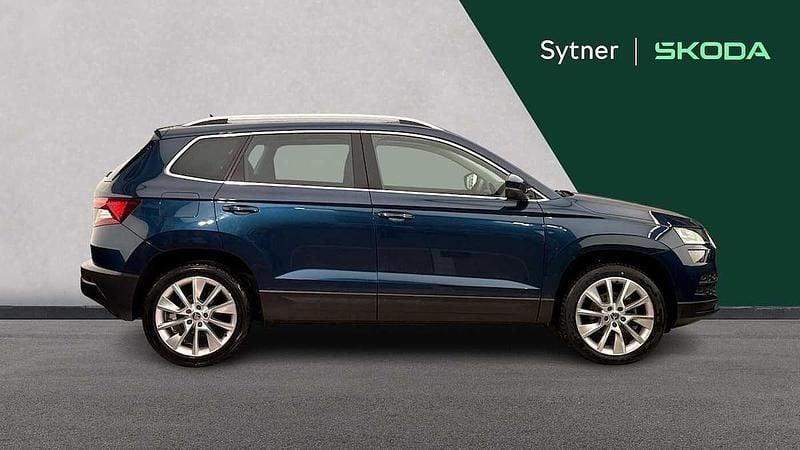 Used Skoda Karoq SE L 110 HP (80 kW) 2021 Petrol blue metallic SUV