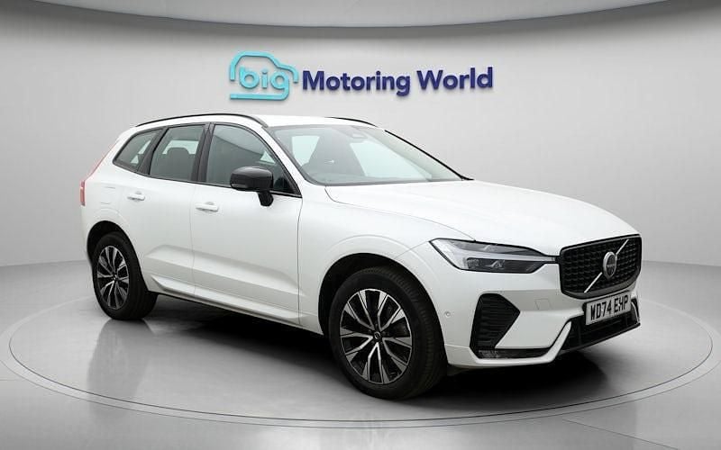 Used Volvo XC60 Plus 250 HP (183 kW) 2024 White SUV