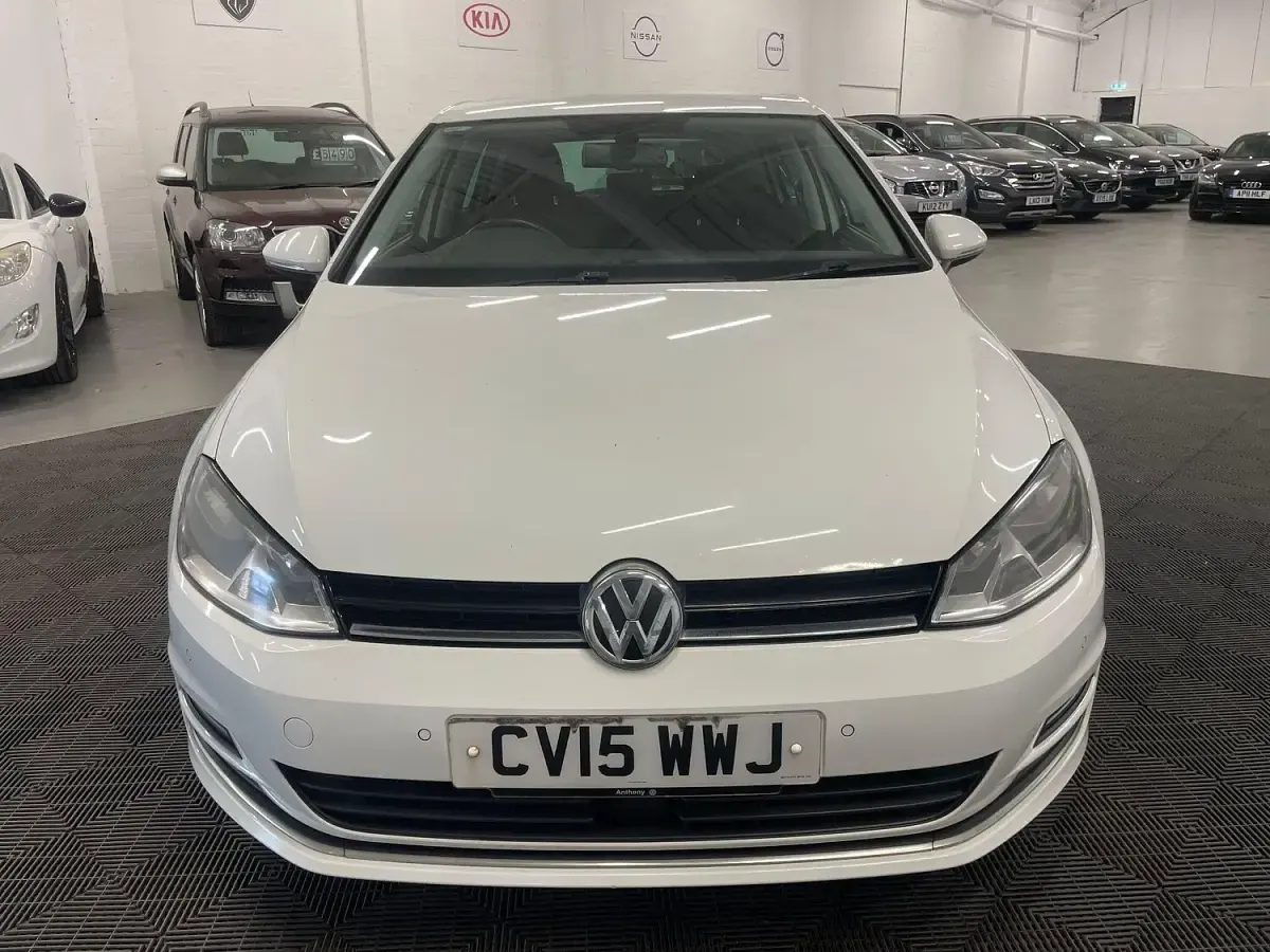 Used VW Golf VII GT 2015 White Hatchback