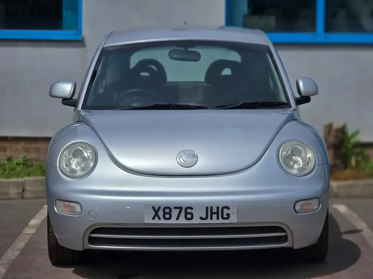 Used VW Beetle 2000 Silver Hatchback