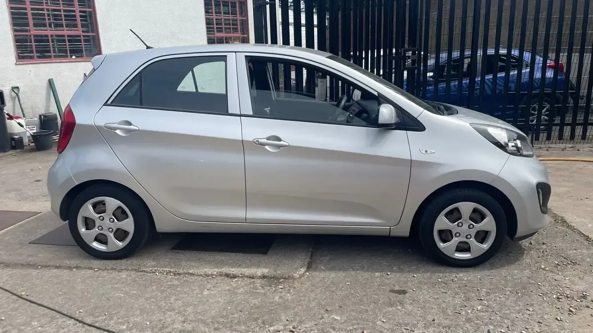 Used Kia Picanto 2014 Silver Hatchback