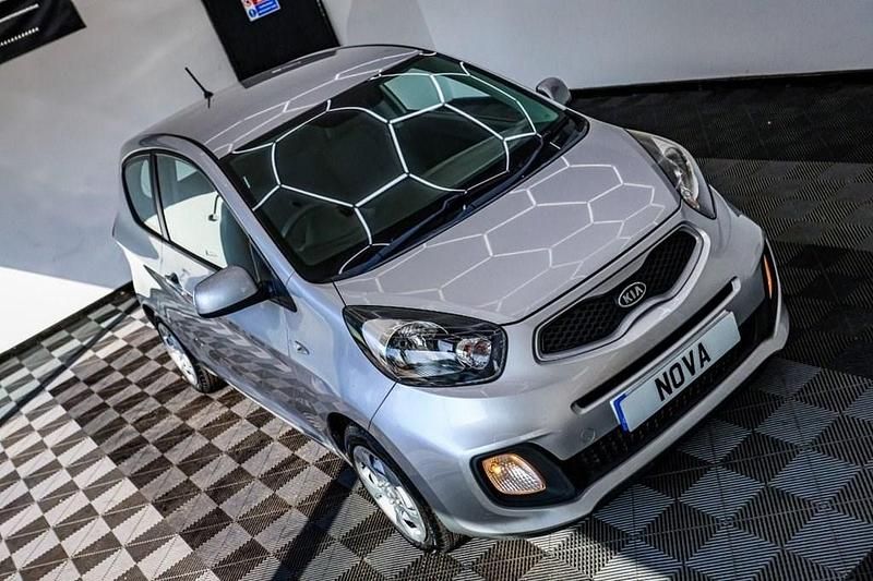 Used Kia Picanto 68 HP (50 kW) 2012 Silver Hatchback