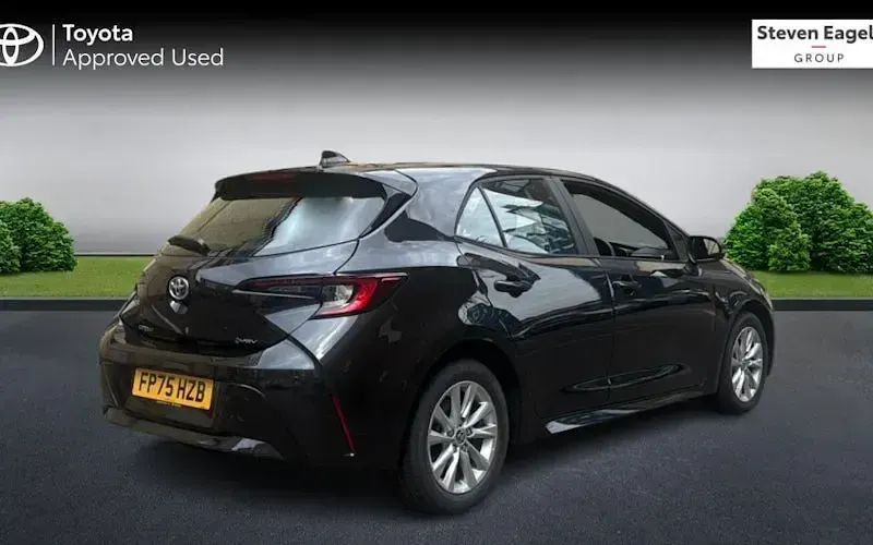 Used Toyota Corolla 178 HP (130 kW) 2025 Black Hatchback