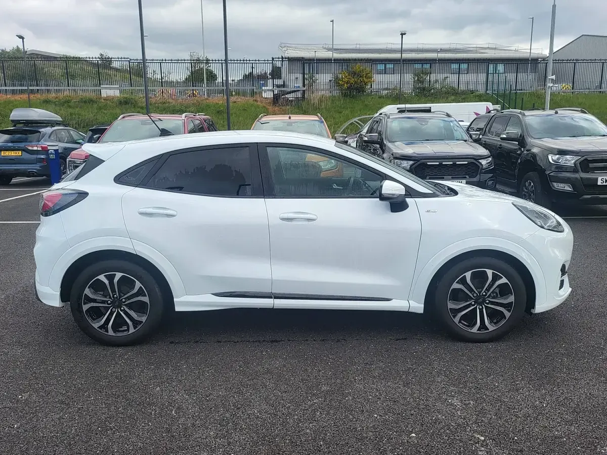 Used Ford Puma ST-Line 125 HP (91 kW) 2023 White SUV