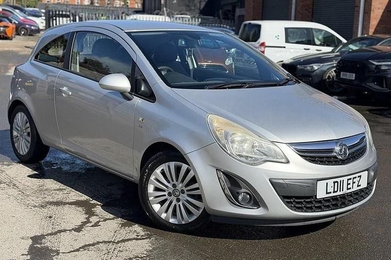 Used Vauxhall Corsa 90 HP (66 kW) 2011 Silver Hatchback