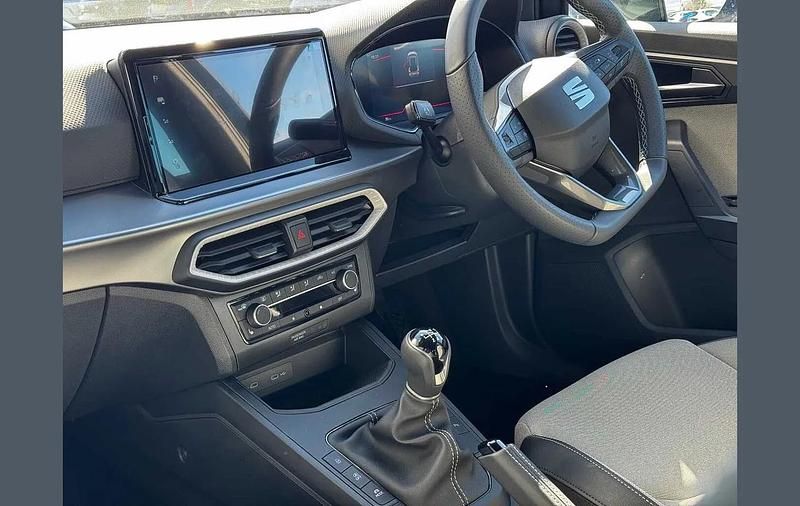 New Seat Arona FR First Edition 113 HP (83 kW) 2026 Grey SUV