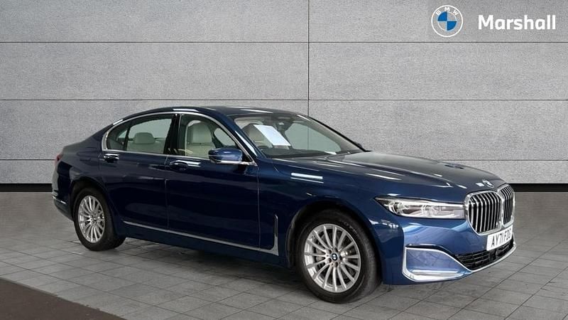 Phytonic blue metallic paint Used 2022 BMW 730 Comfort Edition Sedan | £29,491 (Fair price) - Image 1/4