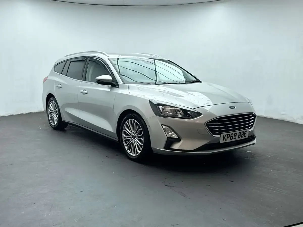 Used Ford Focus Titanium X 150 HP (110 kW) 2019 Silver Estate