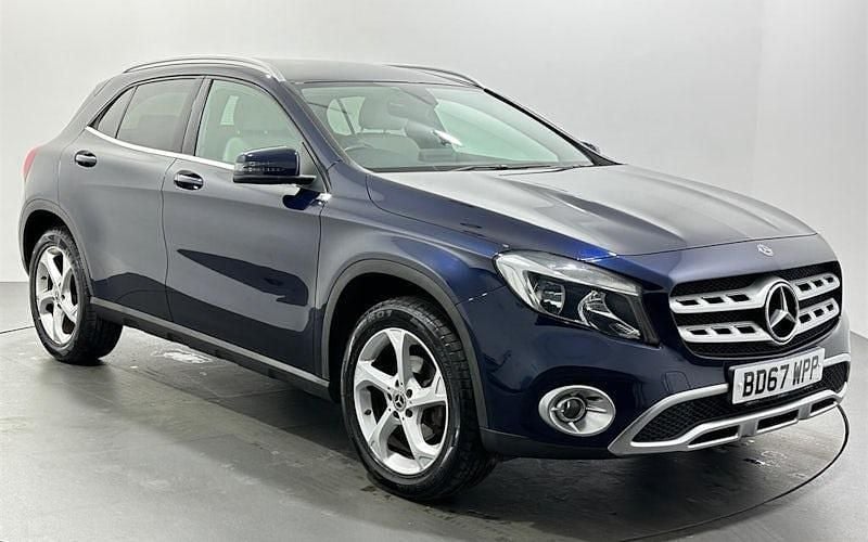 Used 2019 Mercedes GLA200 SUV | £11,143 (Super price) - Image 1/3