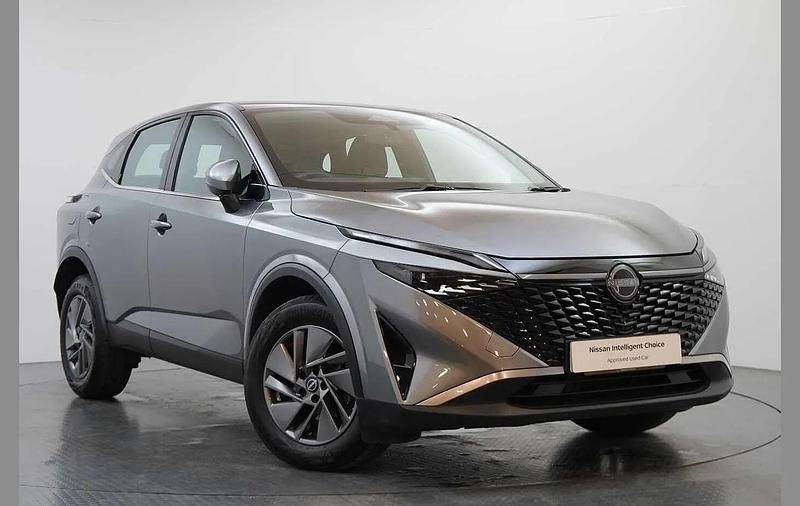 Used Nissan Qashqai Acenta Premium 155 HP (114 kW) 2024 Grey SUV