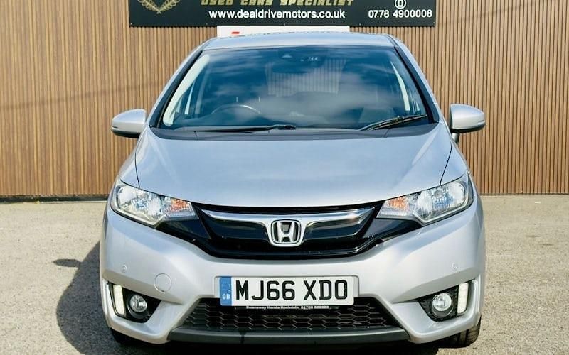 Used Honda Jazz EX 102 HP (75 kW) 2017 Silver Hatchback