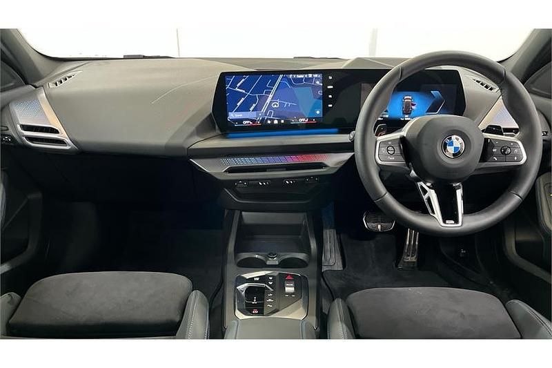 Used BMW 120 M Sport 156 HP (114 kW) 2025 Black sapphire metallic paint Hatchback