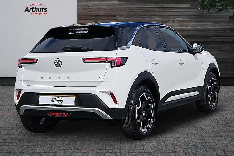 Used Vauxhall Mokka Edition 98 kW (134 HP) 2021 White SUV