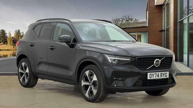 Black Used 2024 Volvo XC40 Plus SUV | £32,000 (Fair price) - Image 1/4