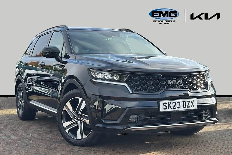 Black Used 2023 Kia Sorento SUV | £35,795 (Fair price) - Image 1/3