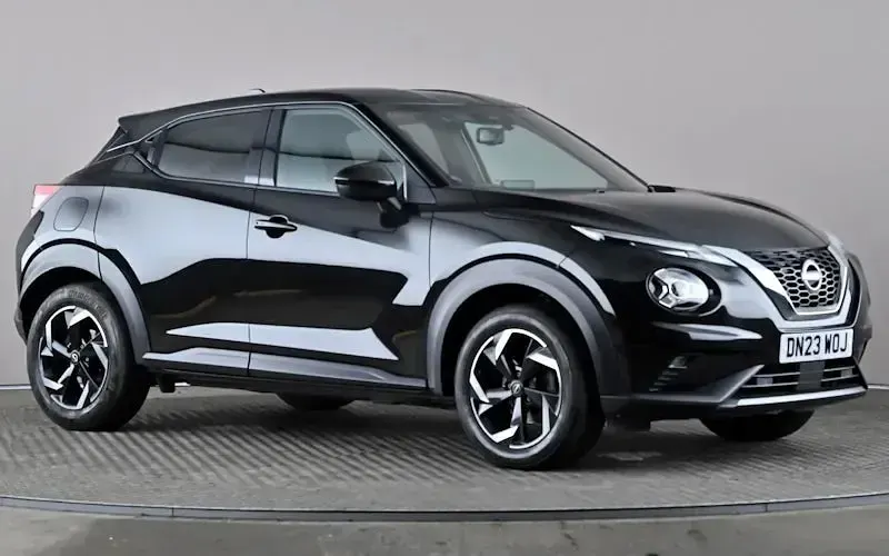 Begagnad Nissan Juke N-Connecta 114 HK (83 kW) 2023 SUV
