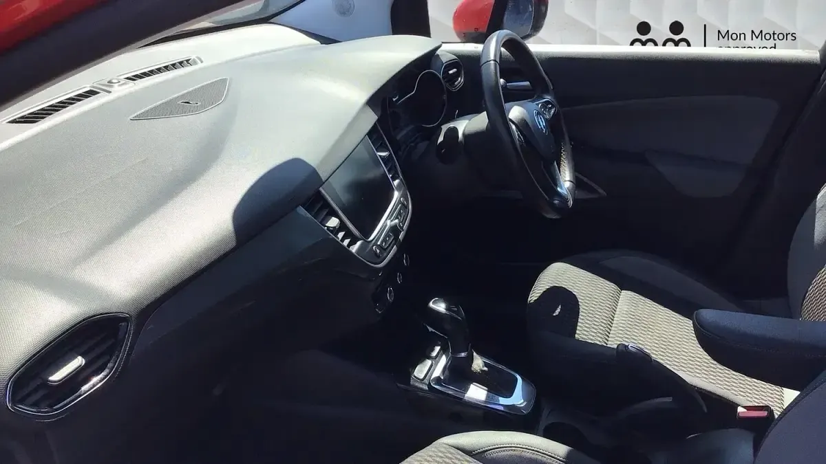 Used Vauxhall Crossland X S 110 HP (80 kW) 2019 Red SUV