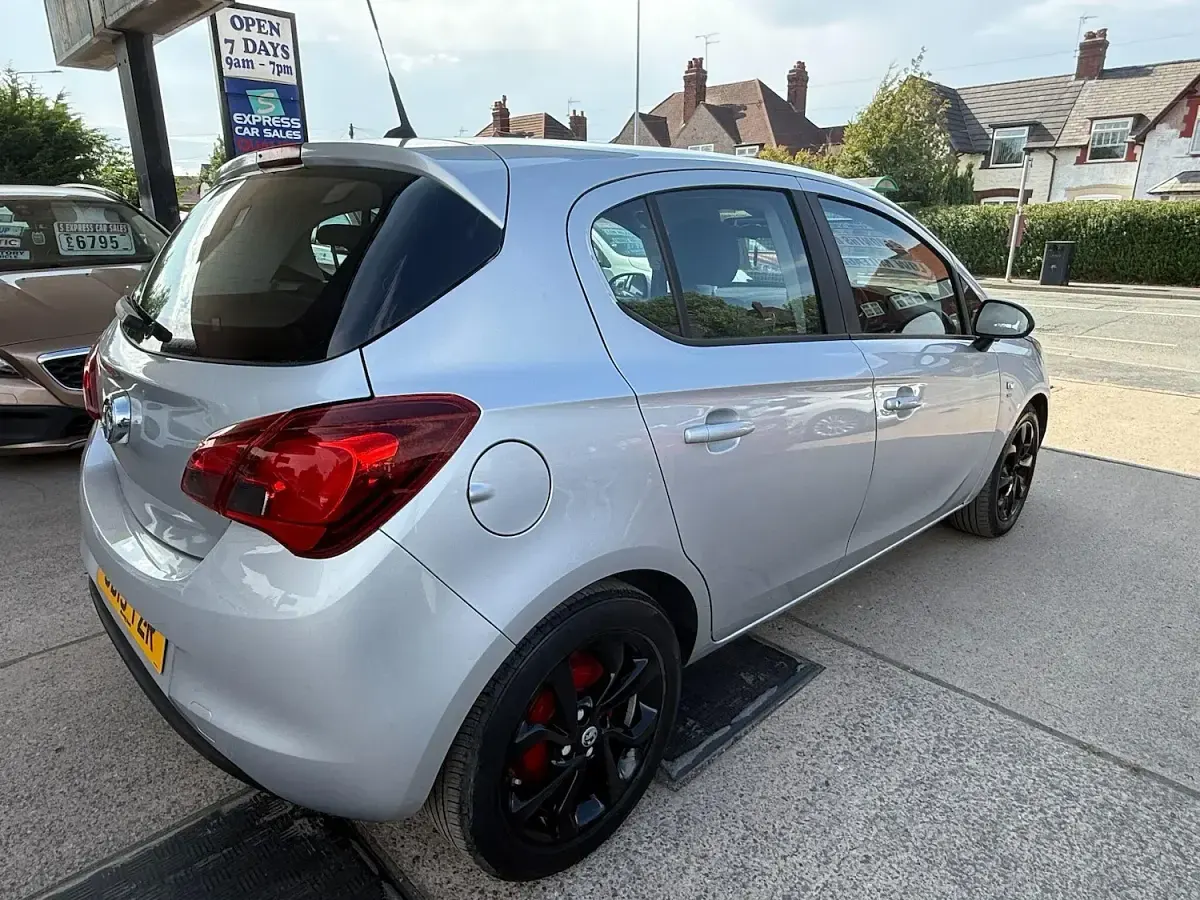 Used Vauxhall Corsa SRi 2015 Silver Hatchback