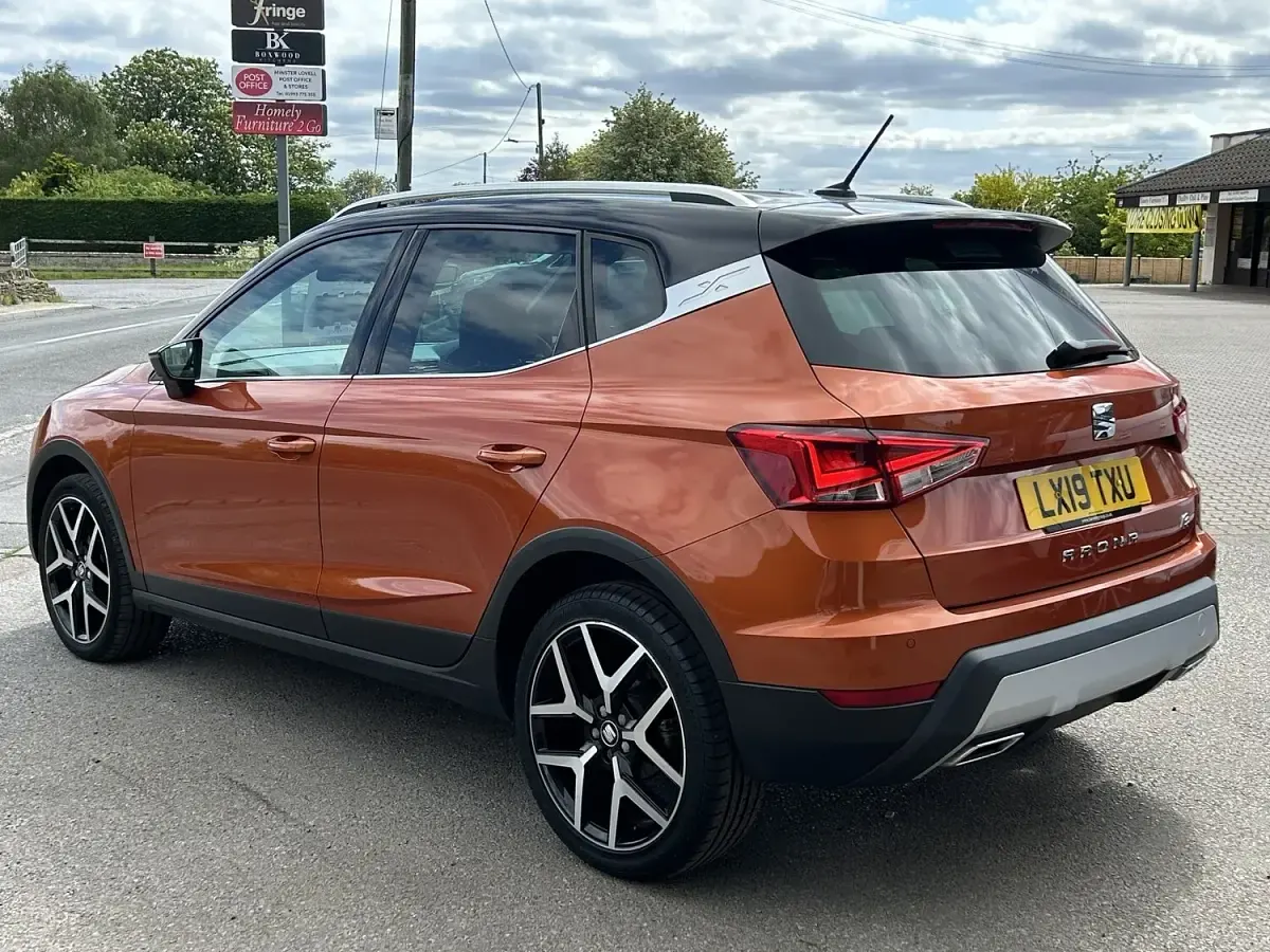 Used Seat Arona FR Sport 115 HP (84 kW) 2019 Orange SUV