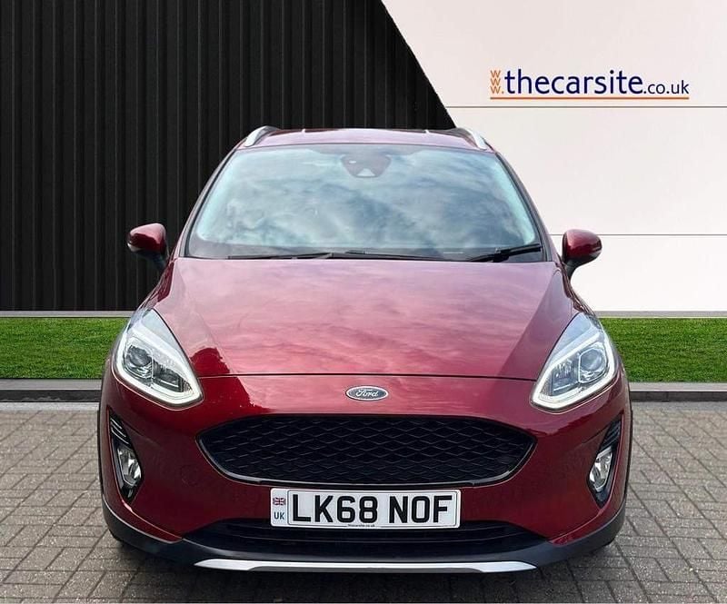 Used Ford Fiesta Active 100 HP (73 kW) 2018 Red Hatchback