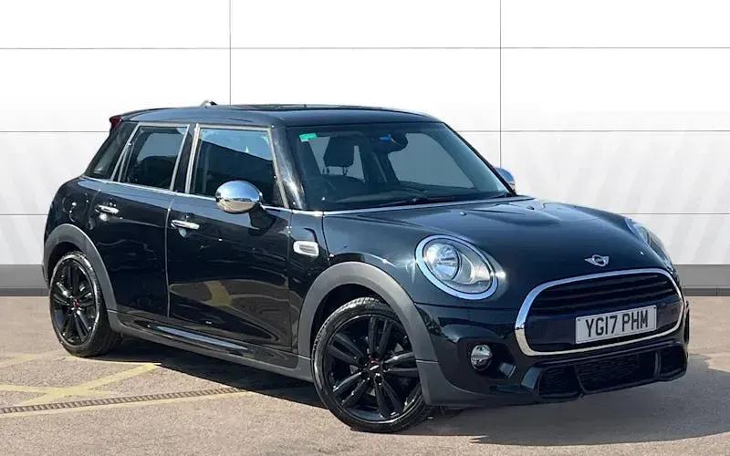 Used Mini Cooper Hatch 136 HP (100 kW) 2017 Hatchback