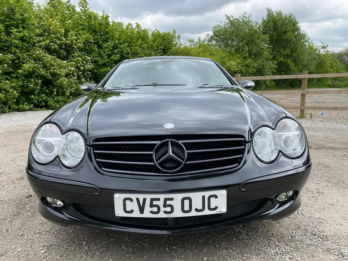 Used Mercedes SL500 306 HP (225 kW) 2005 Black Cabriolet
