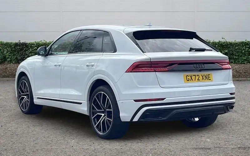 Used Audi Q8 Black Edition 340 HP (250 kW) 2022 White SUV