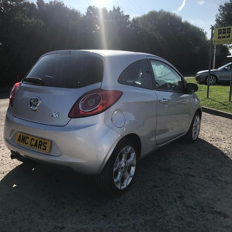 Used Ford Ka Titanium 75 HP (55 kW) 2011 Silver Hatchback