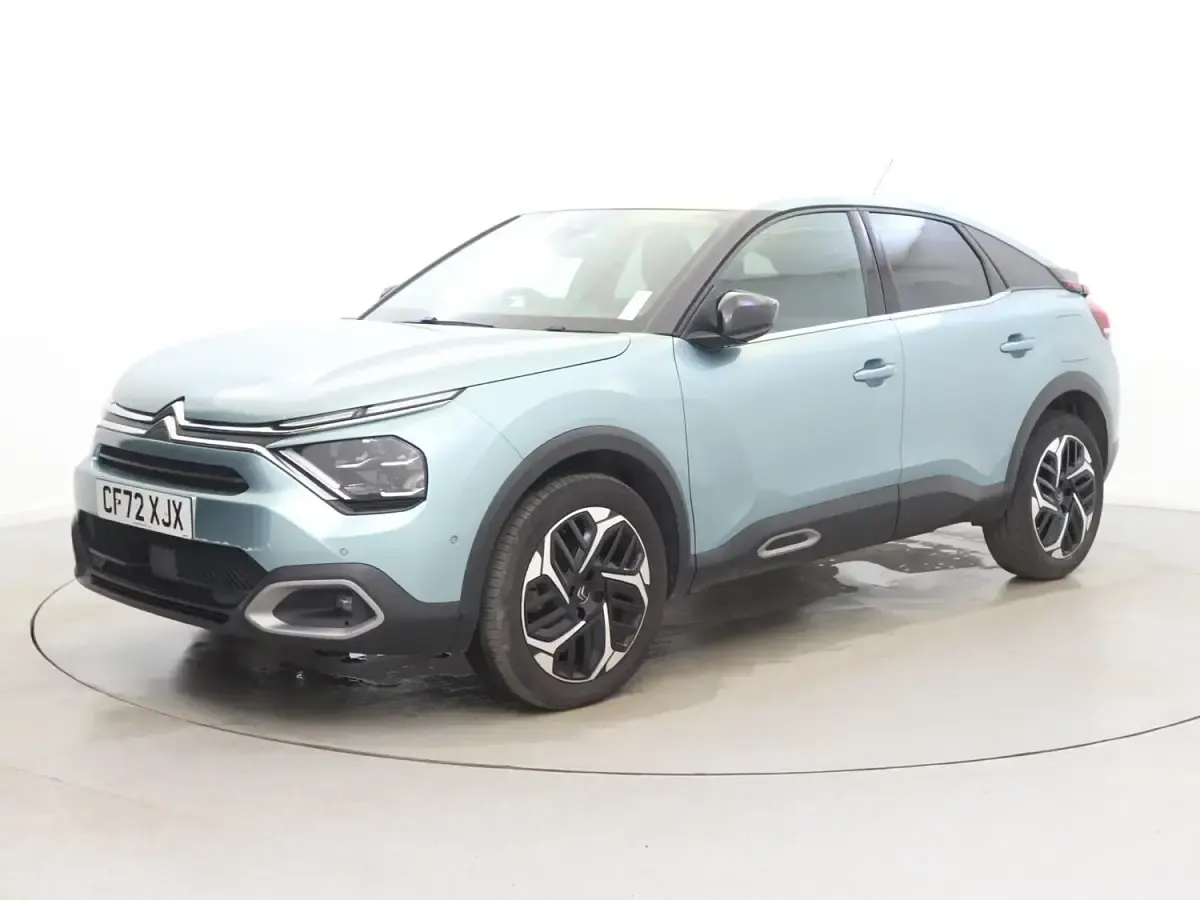 Używany Citroën C4 PureTech 155 KM (114 kW) 2023 Niebieski SUV