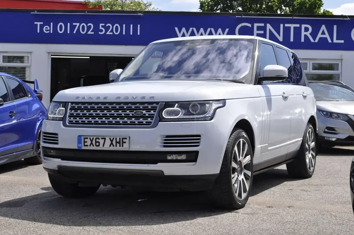 Used Land Rover Range Rover Autobiography 339 HP (249 kW) 2017 White SUV