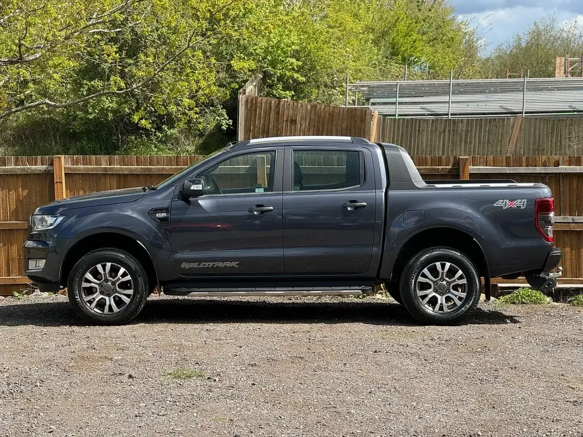 Used Ford Ranger Wildtrack 200 HP (147 kW) 2018 Grey Pickup