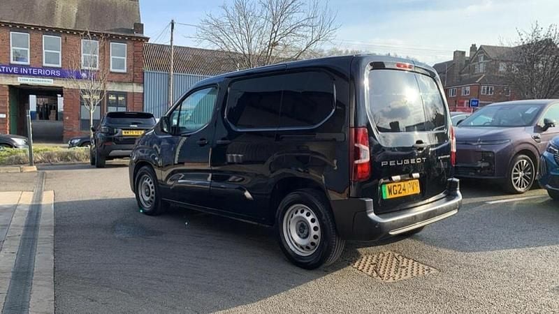 Used Peugeot E-Partner 98 kW (134 HP) 2024 Black MPV