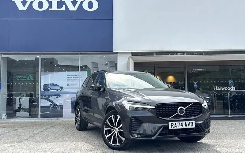 Second-hand Volvo XC60 Plus 250 CP (183 kW) 2024 SUV