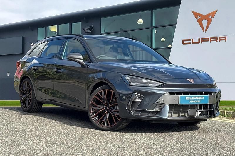 Grey New 2025 Cupra Leon Estate | £28,990 (Fair price) - Image 1/4