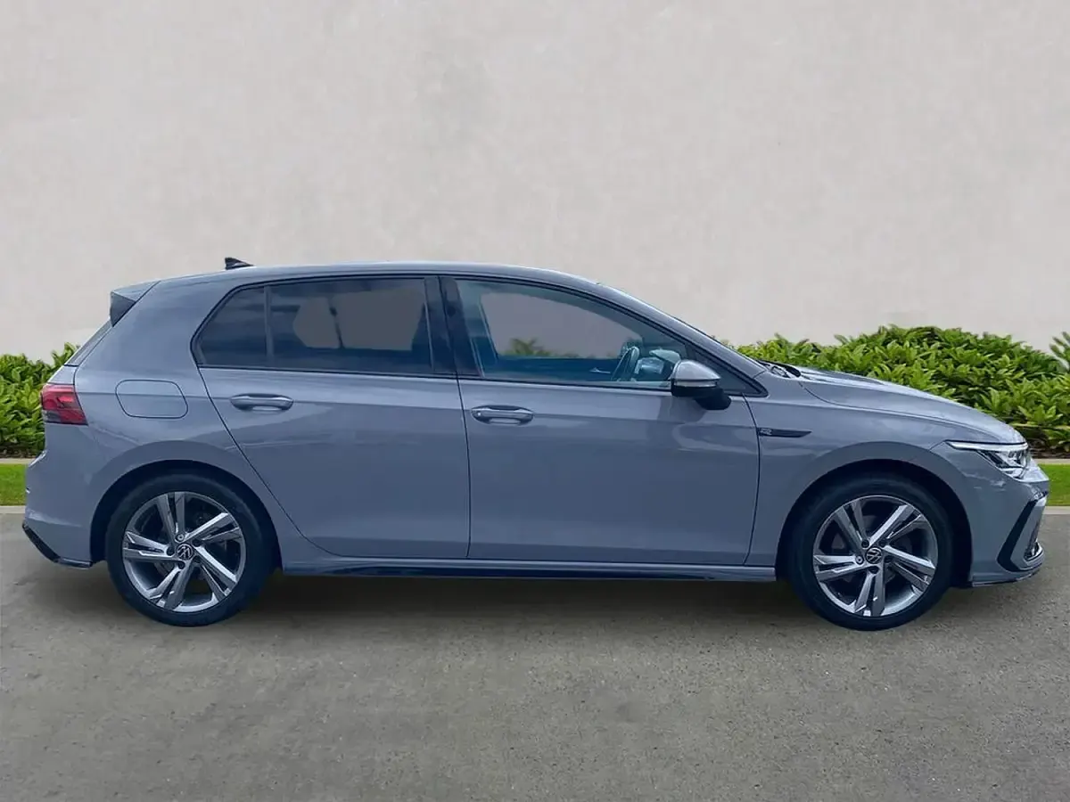 Used VW Golf VIII R-line 130 HP (95 kW) 2022 Grey Hatchback