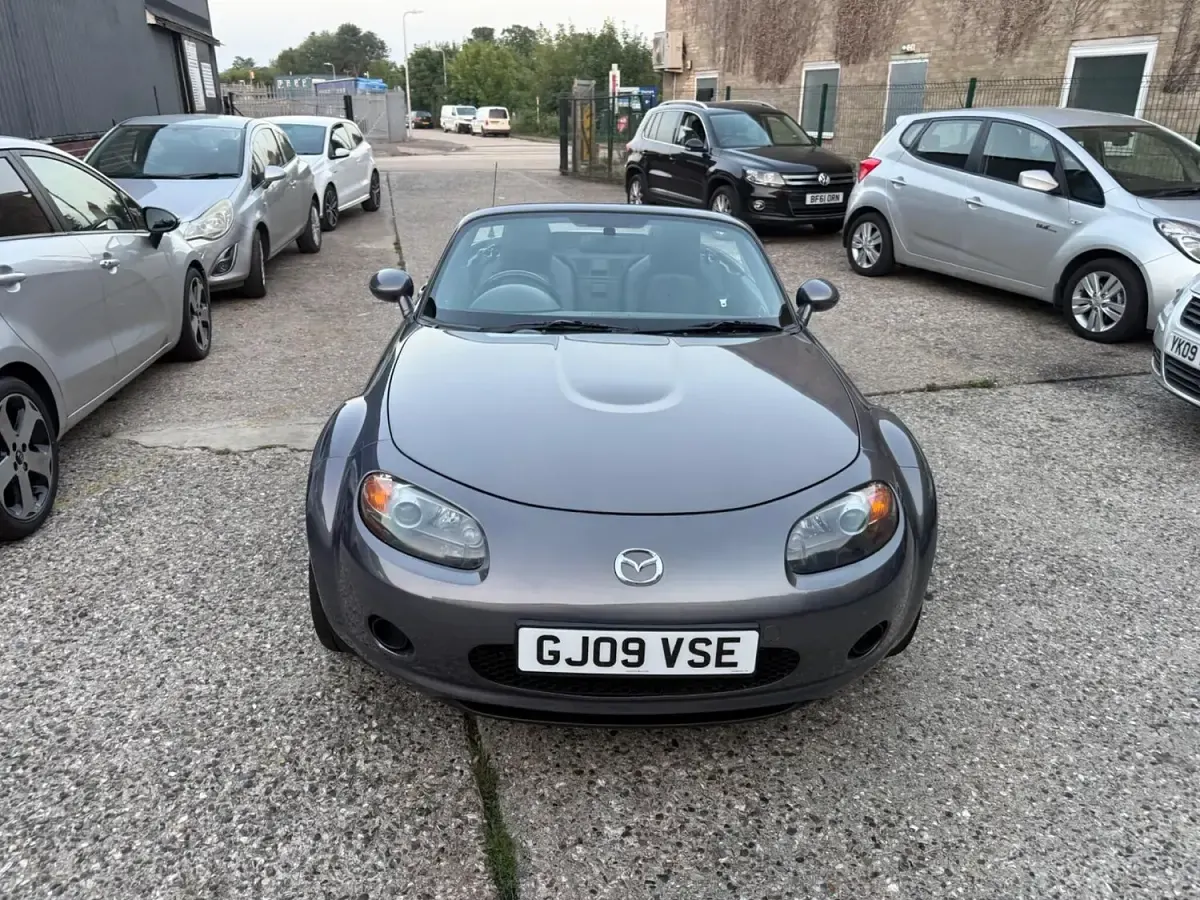 Used Mazda MX5 161 HP (118 kW) 2009 Grey Cabriolet