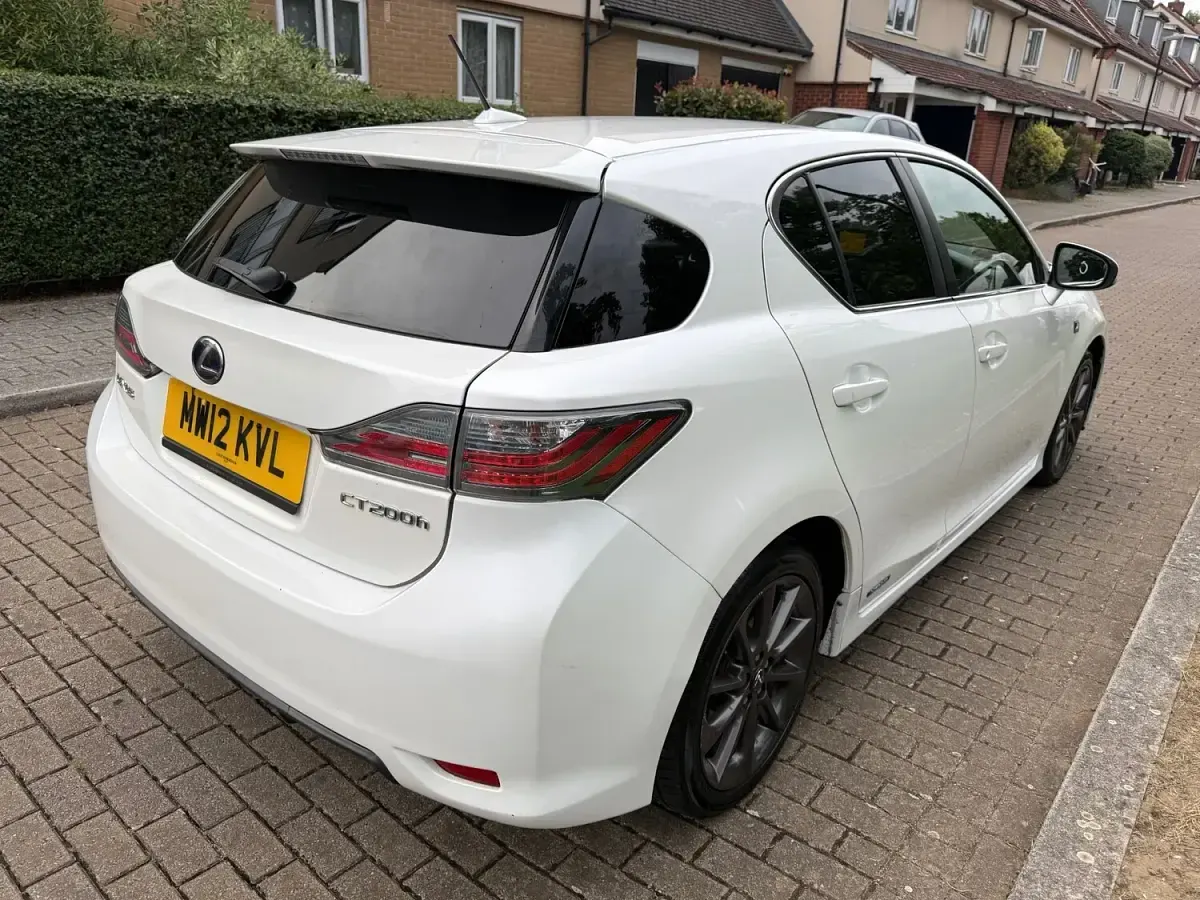 Used Lexus CT200h Sport Line 2012 White Hatchback