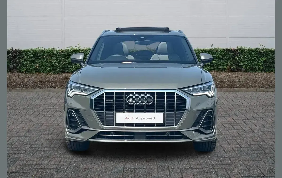 Used Audi Q3 S-Line 187 HP (137 kW) 2024 Grey SUV