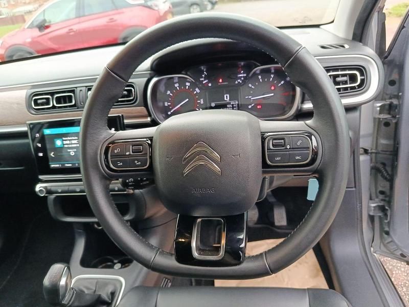 Używany Citroën C3 PureTech 82 KM (60 kW) 2022 Szary Hatchback
