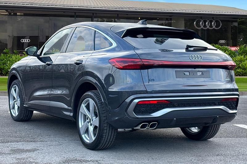 New Audi Q5 Sportback S-Line 2025 Grey SUV