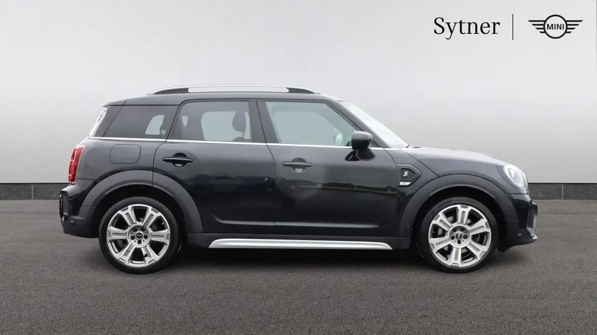 Used Mini Cooper S Countryman Exclusive 176 HP (129 kW) 2023 Black SUV