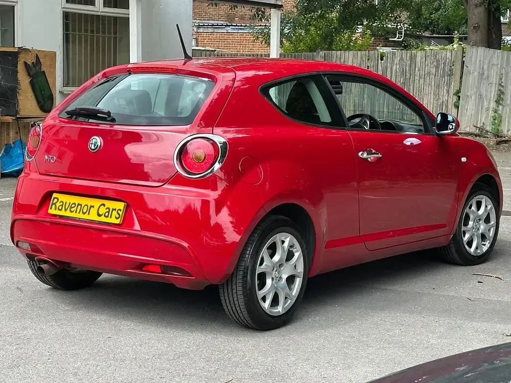 Used Alfa Romeo MiTo Lusso 2009 Red Hatchback