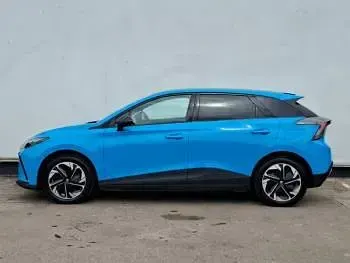 Used MG MG4 EV Trophy 149 kW (203 HP) 2023 Blue Hatchback