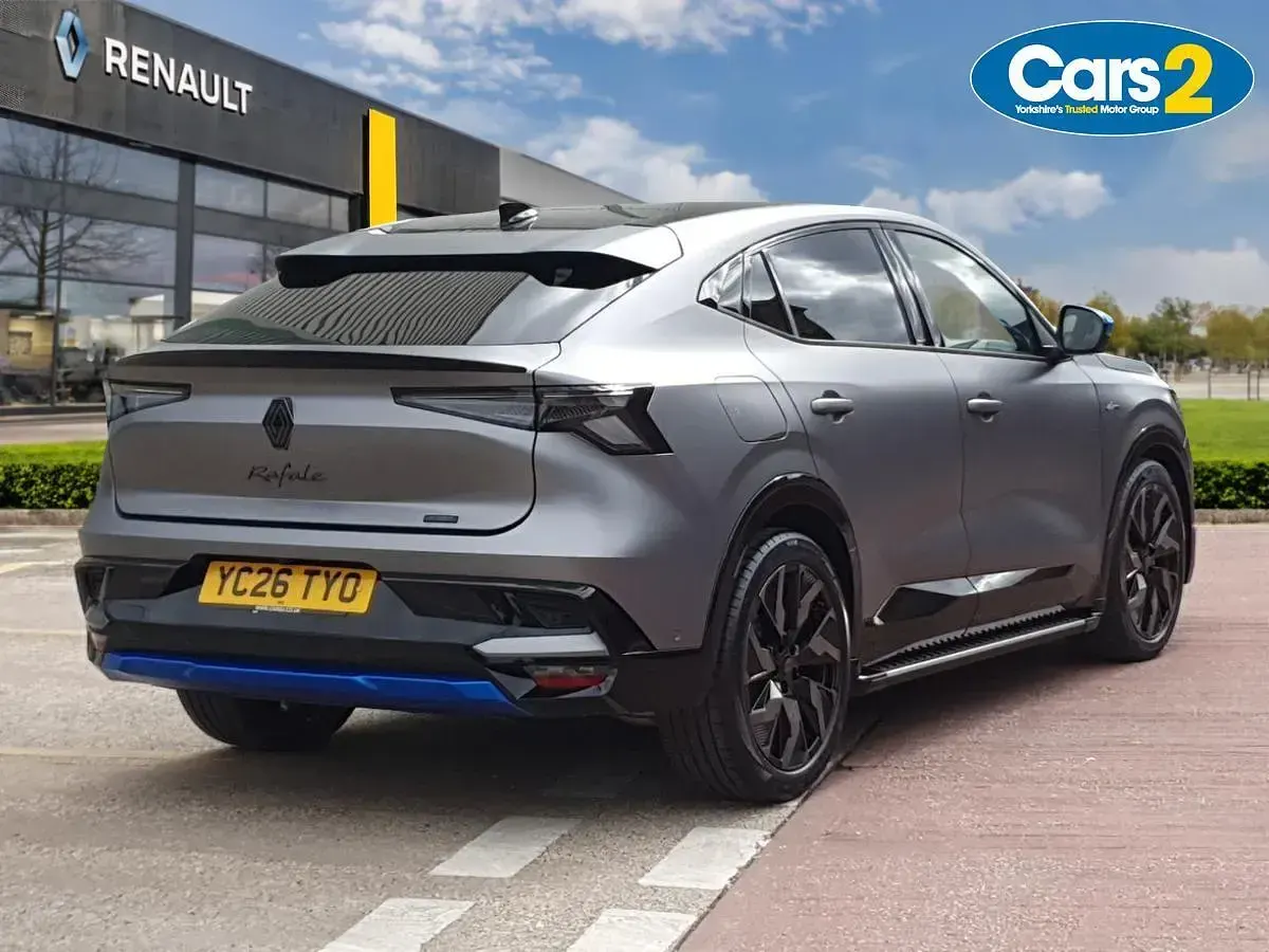 New Renault Rafale Iconic Esprit Alpine 200 HP (147 kW) 2026 Gris tornade mat / noir  SUV