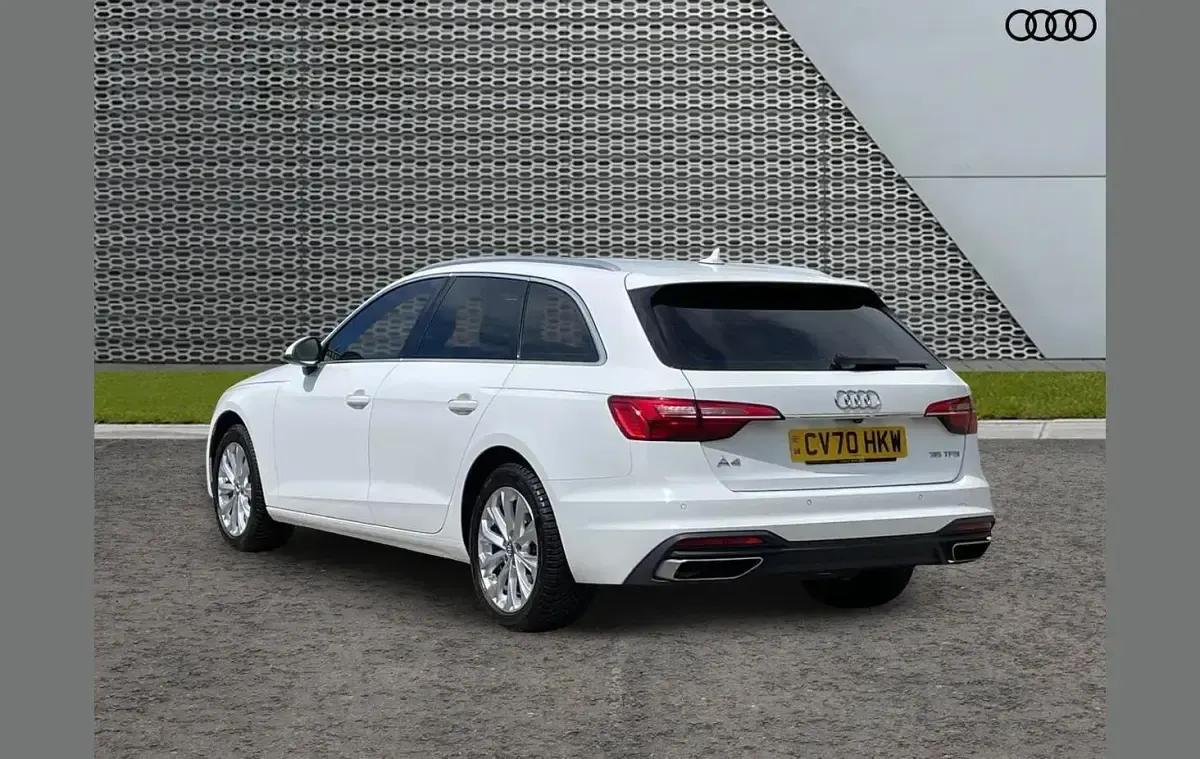 Used Audi A4 Comfort 150 HP (110 kW) 2020 White Estate