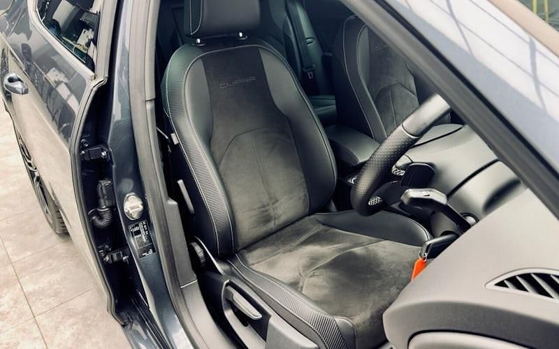 Used Seat Leon CUPRA 290 HP (213 kW) 2020 Grey Hatchback