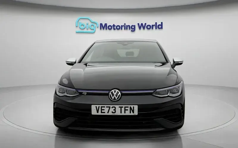 Usado VW Golf VIII R 320 HP (235 kW) 2024 Preto Citadino