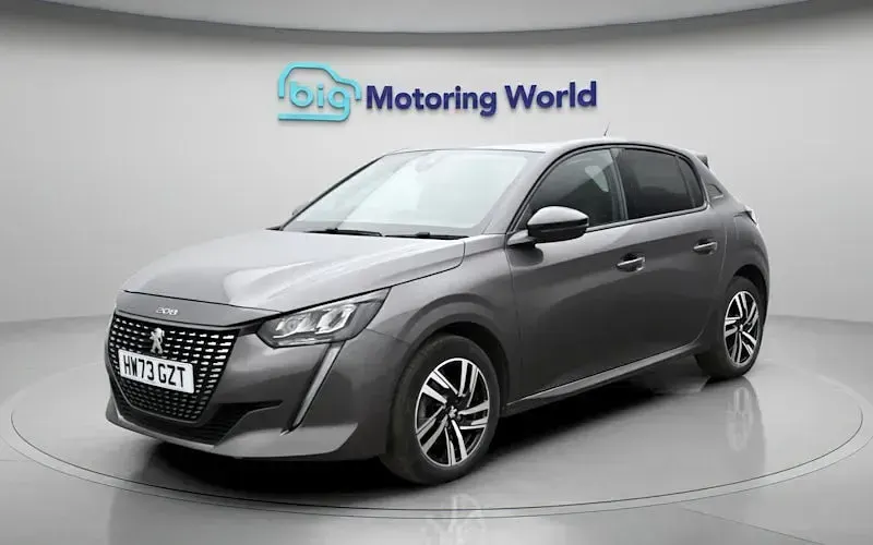 Used Peugeot 208 Allure+ 102 HP (75 kW) 2023 Grey Hatchback