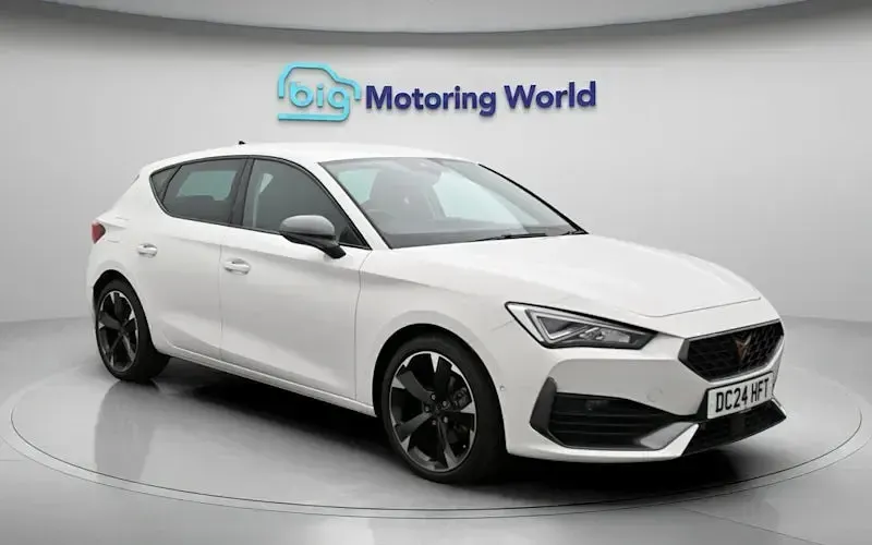 Used Cupra Leon 150 HP (110 kW) 2023 White Hatchback