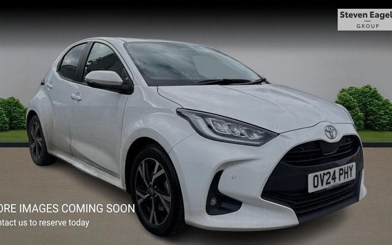 Used Toyota Yaris Hybrid Design 116 HP (85 kW) 2026 Hatchback